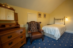 Room 13 - ATTIC Standard Single - Access 55 steps - with separate private bathroom